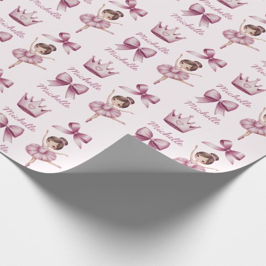 Personalisierter Name Ballerina rosa Muster Geschenkpapier (Ecke)