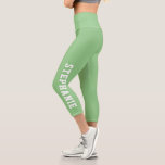 Personalisierter Name Benutzerdefiniert Capri Leggings<br><div class="desc">Personalisierter Name Custom Made Capri Leggings Minze grün. Personalisieren Sie dieses benutzerdefinierte DIY-Design mit Ihrem eigenen Namen oder Text. Klicken Sie auf Anpassen,  um Ihre eigenen Farben zu wählen.</div>