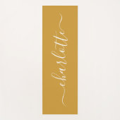 Personalisierter Name Chic Calligraphy Mustard Yel Yogamatte (Vorderseite)