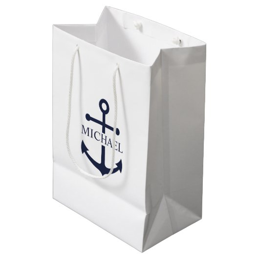 Personalisierter Name der Nautic Navy Blue Anchor Mittlere Geschenktüte (Vorderseite Schrägansicht)