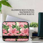 Personalisierter Name des eleganten roten Blumenmu Laptopschutzhülle<br><div class="desc">Schützen Sie Ihr Notebook mit unserem roten Blume-Hintergrundmuster. Stellen Sie Ihren Namen im angegebenen Platzhalter ein. Geeignet für den täglichen Gebrauch.</div>