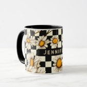 Personalisierter Name des Retro Groovy Daisy Check Tasse (Vorderseite Links)