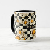 Personalisierter Name des Retro Groovy Daisy Check Tasse (Vorderseite Links)