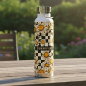 Personalisierter Name des Retro Groovy Daisy Check Trinkflasche