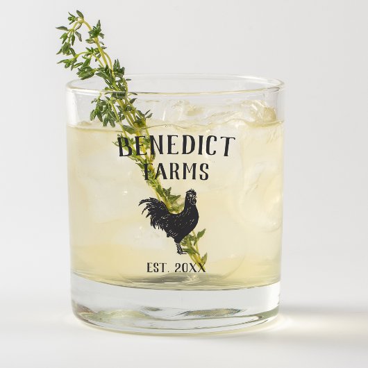 Personalisierter Name des rustikalen Hühners Whiskyglas