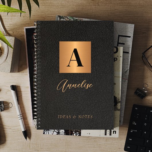Personalisierter Name des Schwarzen Golds Notizblock