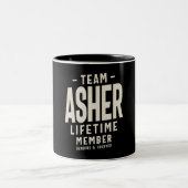 Personalisierter Name des Team Asher Lifetime-Mitg Zweifarbige Tasse (Mittel)