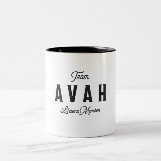 Personalisierter Name des Teams Avah Lifetime-Memb Zweifarbige Tasse (Mittel)
