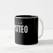 Personalisierter Name des Teams Matteo Zweifarbige Tasse (VorderseiteRechts)