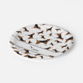 Personalisierter Name des weißen Beagle Pappteller (Schrägansicht)