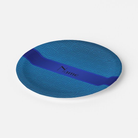 Personalisierter Name dunkelblaue Quadrate Pappteller (Schrägansicht)