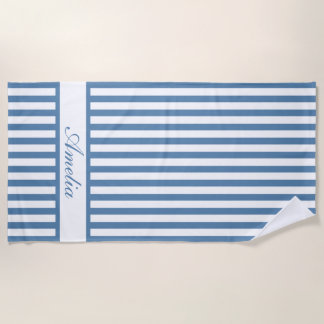 Personalisierter Name Dusty Blue Stripes Badtuch Strandtuch