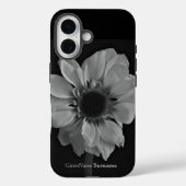 Personalisierter Name Elegante Schwarz-Weiß-Blume Case-Mate iPhone Hülle (Rückseite)