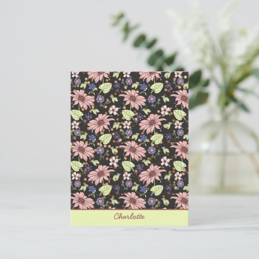Personalisierter Name farbenfroh blumengeschmückte Postkarte (Stehend Vorderseite)
