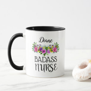 Personalisierter Name Floral Badass Krankenschwest Tasse