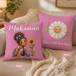 Personalisierter Name für ein Mädchen mit dunklen  Kissen