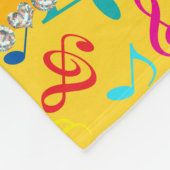 Personalisierter Name Gelber Regenbogen-Musiknoten Fleecedecke (Ecke)