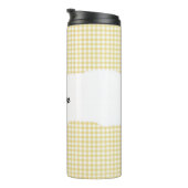 Personalisierter Name gelbes Gingham-Muster Thermosbecher (Nach rechts gedreht)