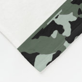 Personalisierter Name Grünes Camouflage-Muster Fleecedecke (Ecke)