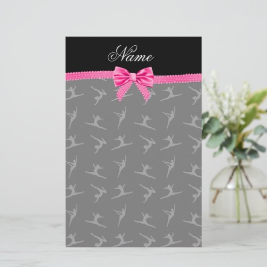 Personalisierter Name Gymnastik Rosa Bug Briefpapier (Stehend Vorderseite)