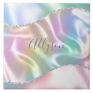 Personalisierter Name in lila Schrift, schillernde Fliese