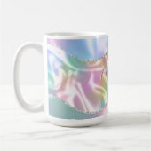 Personalisierter Name in lila Schrift, schillernde Kaffeetasse (Links)