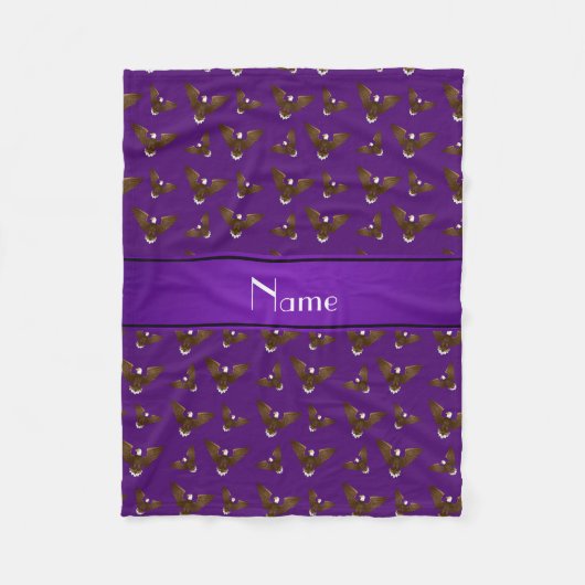 Personalisierter Name lila Adler Fleecedecke (Vorderseite)