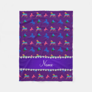 Personalisierter Name lila gemusterte Pferde Fleecedecke