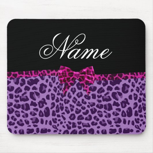Personalisierter Name lila Leopardruck Rosa Bug Mousepad (Vorne)