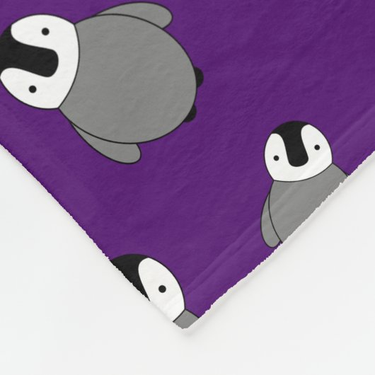 Personalisierter Name lila Pinguine Fleecedecke (Ecke)