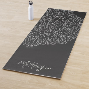 Personalisierter Name Mandala Modernes Schwarz-wei Yogamatte