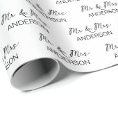 Personalisierter Name minimalistisch Schwarzweiß H Geschenkpapier (Rolleneckpunkt)