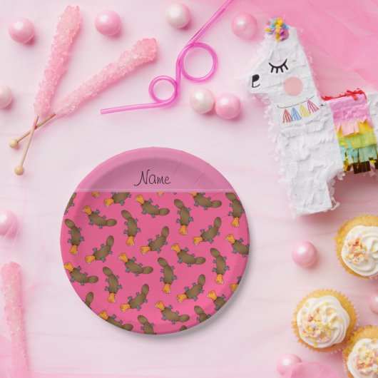 Personalisierter Name Pink Platypus Pappteller (Party)