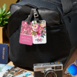 Personalisierter Name | Rosa florale Monogramm Gepäckanhänger<br><div class="desc">Elegante Gepäckmarke mit hübsch rosafarbenem Blumendisplay und einer stilvollen Textvorlage,  die leicht zu personalisieren ist.</div>