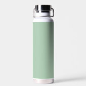 Personalisierter Name Sage Green Script Hochzeitsw Trinkflasche (Rückseite)
