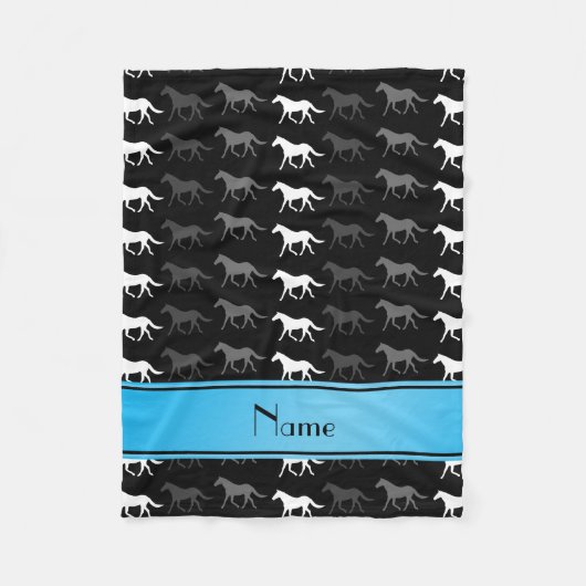 Personalisierter Name Schwarze Pferde Fleecedecke (Vorderseite)