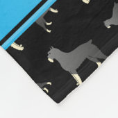 Personalisierter Name Schwarzer Standard Schnauzer Fleecedecke (Ecke)