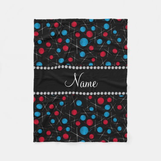 Personalisierter Name schwarzes Häkelmuster Fleecedecke (Vorderseite)