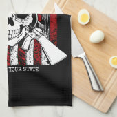 Personalisierter NAME Soldier Skull Duale Guns USA Geschirrtuch (Viertel Falte)