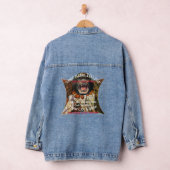 Personalisierter Name Tiki Bar Your City & Staat Jeansjacke (Hangar)