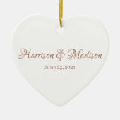Personalisierter Name und Datum der Hochzeit Keramik Ornament (Vorne)
