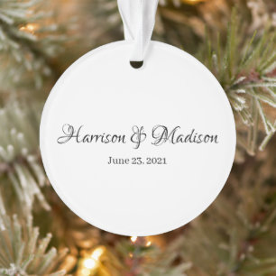 Personalisierter Name und Datum der Hochzeit Ornament