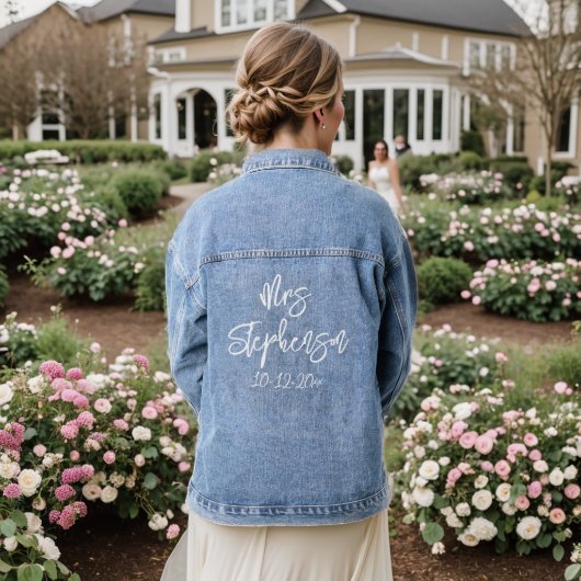 Personalisierter Name von Frau Bride Datum Hochzei Jeansjacke (Hochzeit Rückseite)