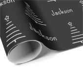 Personalisierter Name Weihnachtsbaum Schwarz & Wei Geschenkpapier (Rolleneckpunkt)