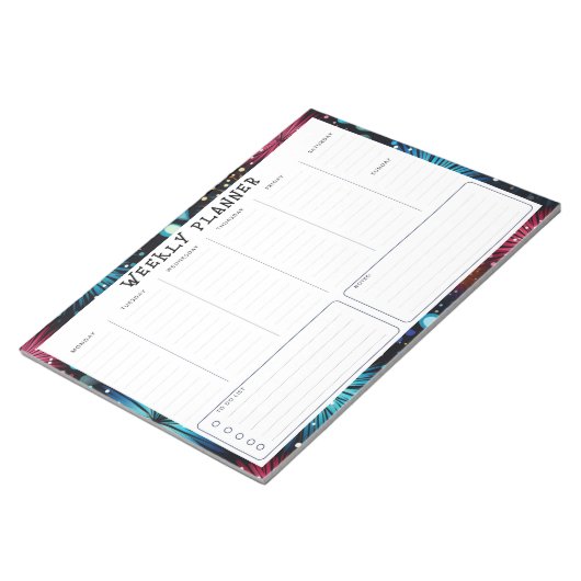 Personalisierter nicht aktualisierter vertikaler W Notizblock (angewinkelt)