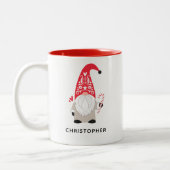 Personalisierter Nordischer Weihnachtsgnome Zweifarbige Tasse (Links)