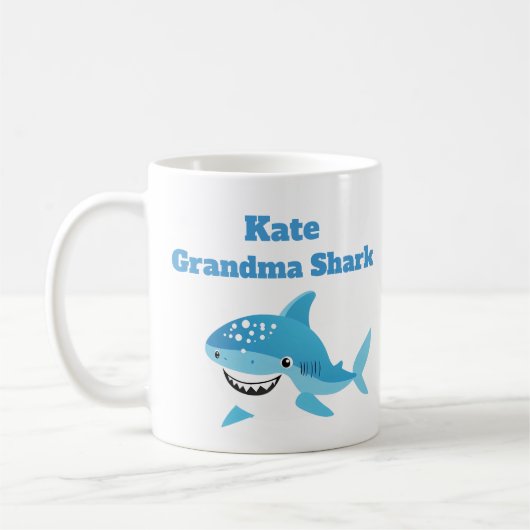Personalisierter Oma Shark Individuelle Name Kaffeetasse (Links)