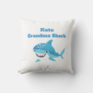 Personalisierter Oma Shark Individuelle Name Kissen