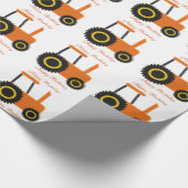 Personalisierter orange Traktor-Geburtstag Geschenkpapier (Ecke)
