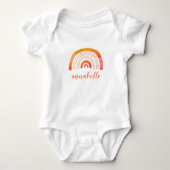 Personalisierter Orangefarbener Regenbogen Baby Strampler (Vorderseite)